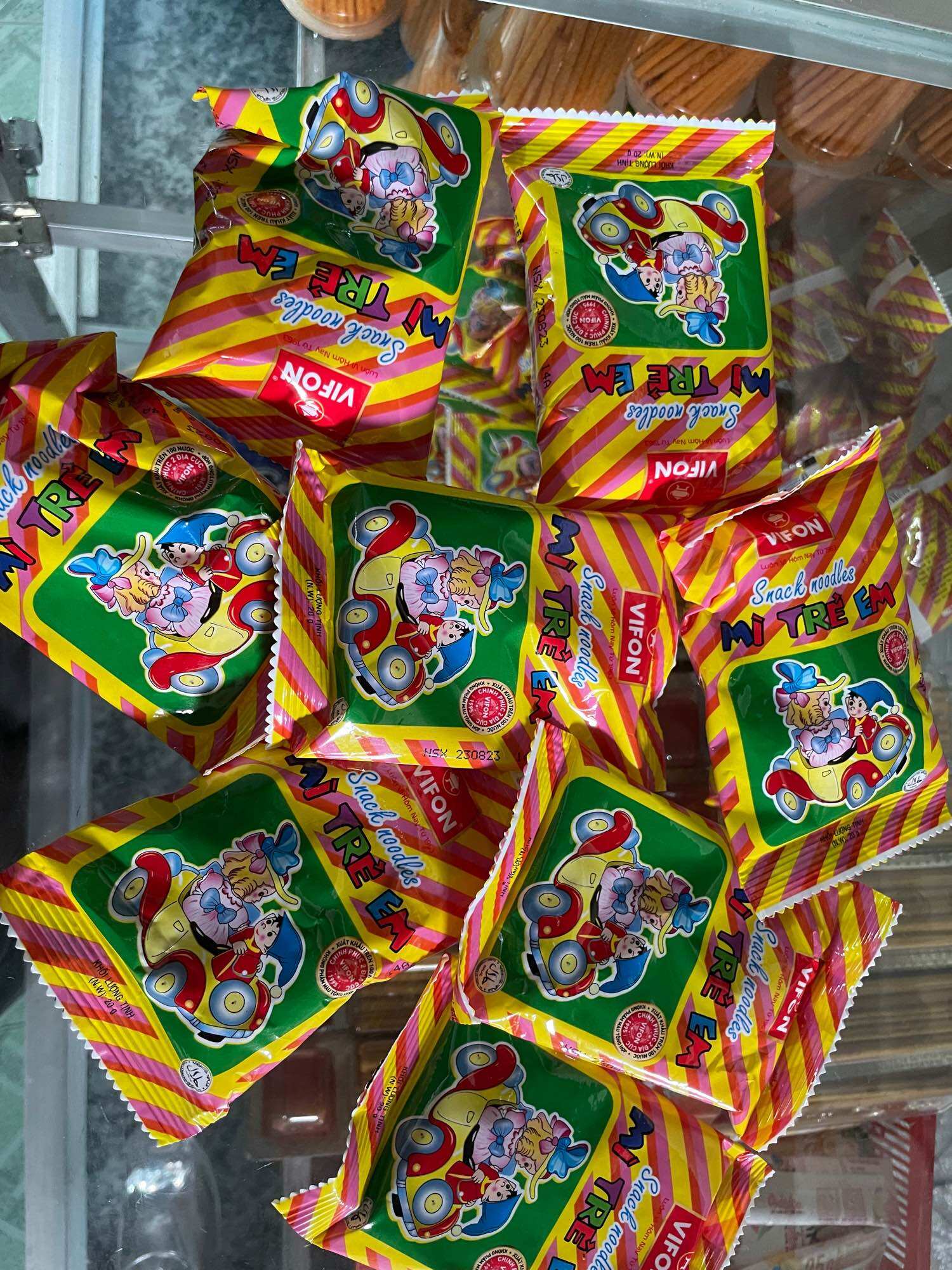 10 Gói Mì Trẻ Em ViFon 20g