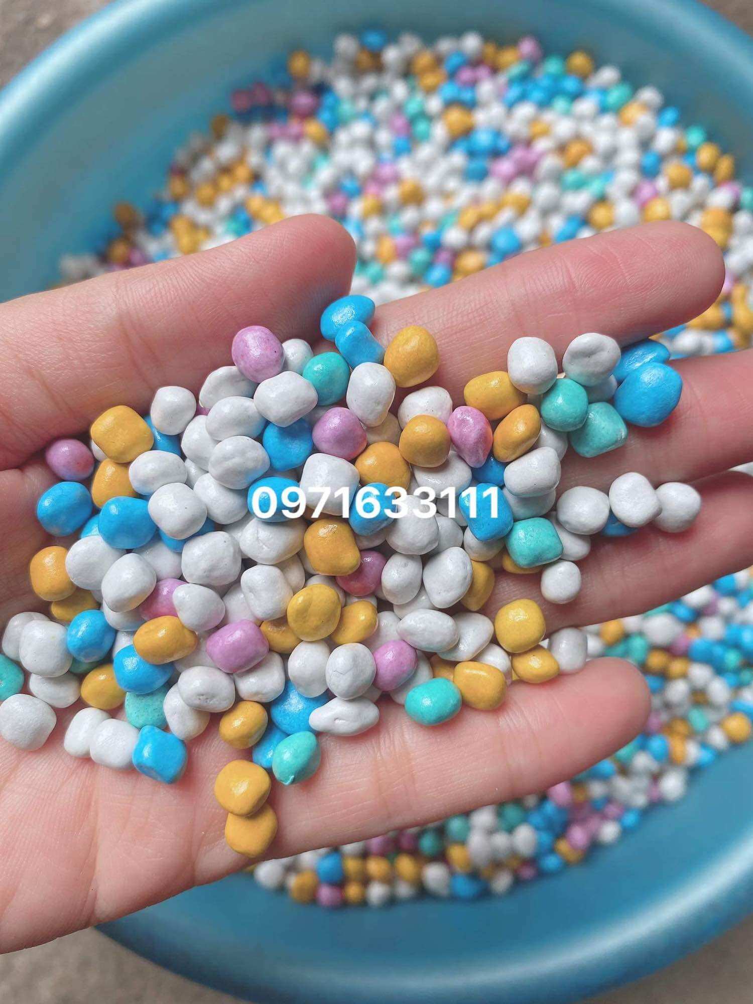 Sỉ hạt sứ xúc cát cho bé