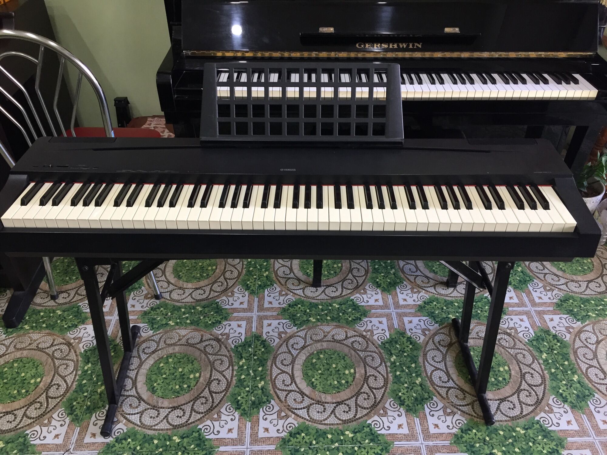 Piano điện Yamaha P70