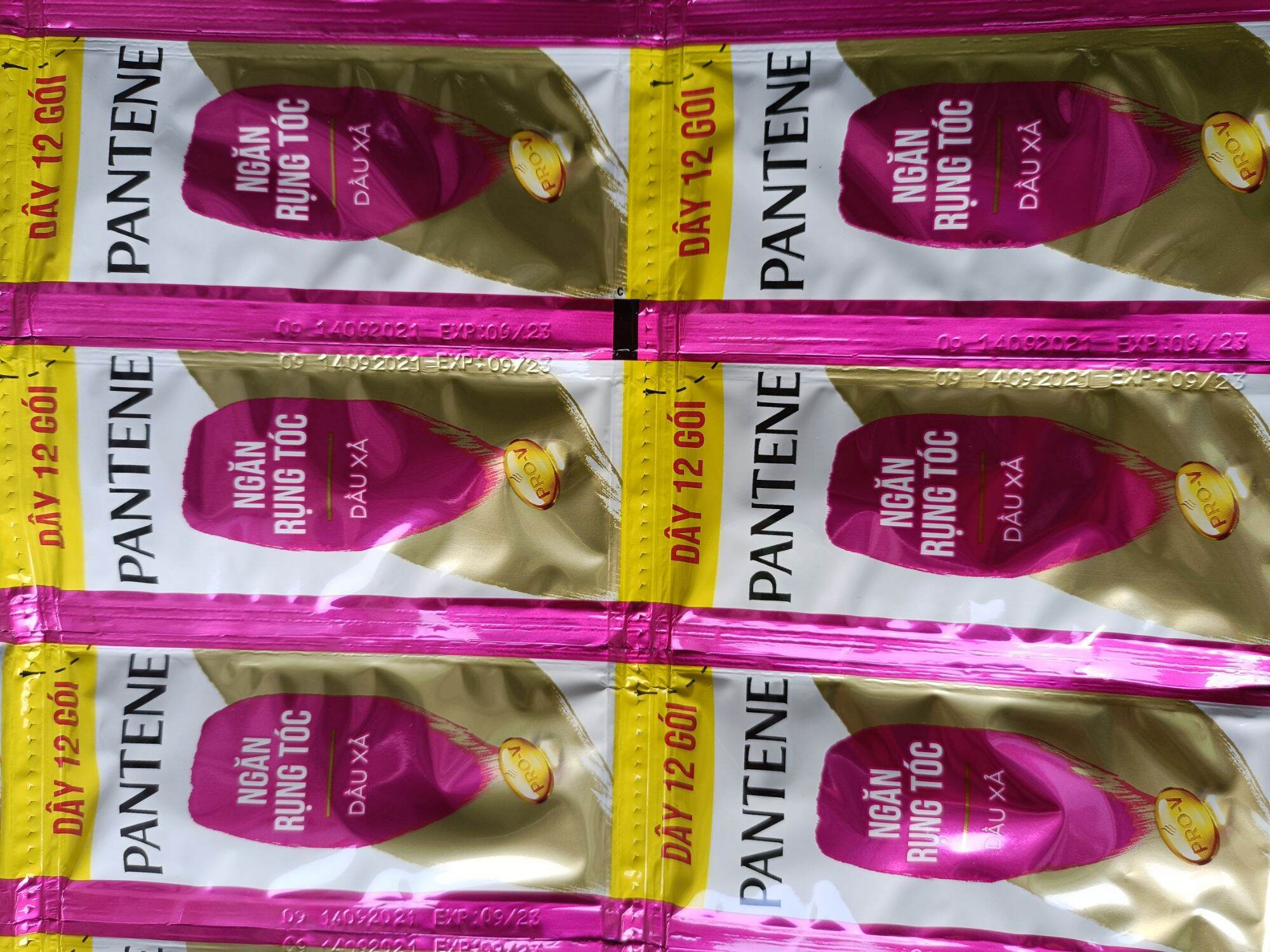 Combo 10 dây xả tóc Pantene (dây 10 gói)