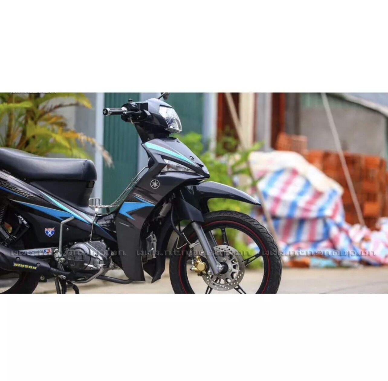Tem sirius FI đen xanh tem chế