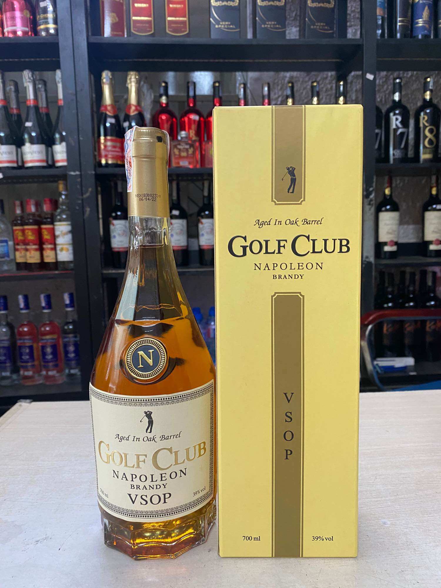 Rươu GOLF CLUB VSOP Napoleon Brandy 39% 700ml