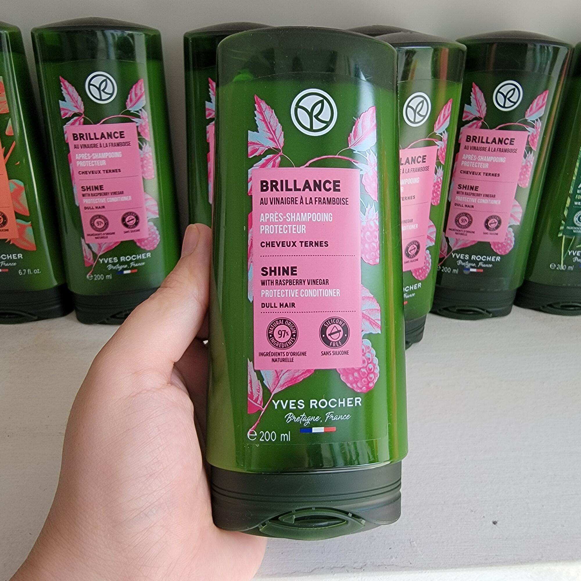 Dầu xả Yves Rocher Pháp chính hãng 200ml giúp giữ màu tóc nhuộm