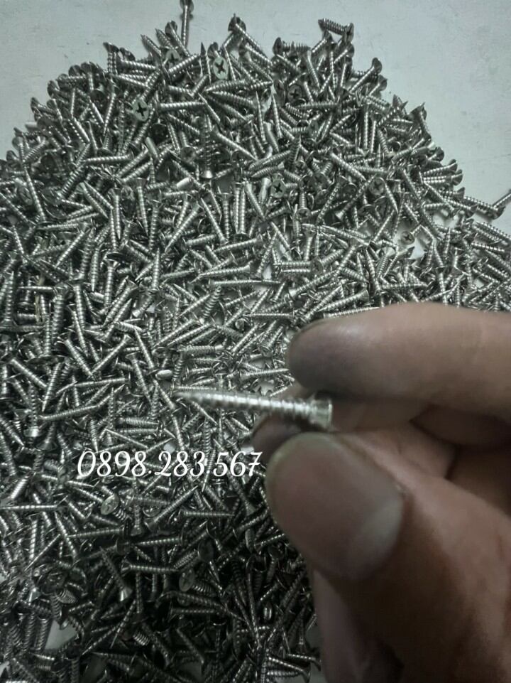 Vít inox 2cm phi 4 - bịch 1 kg