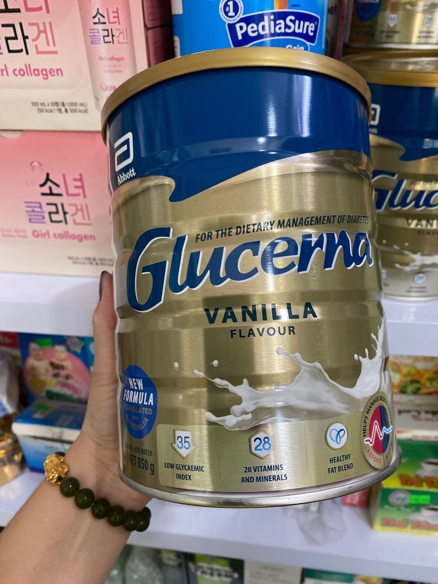 Sữa bột dành cho người tiểu đường - ăn kiêng Glucerna 850gr - Úc