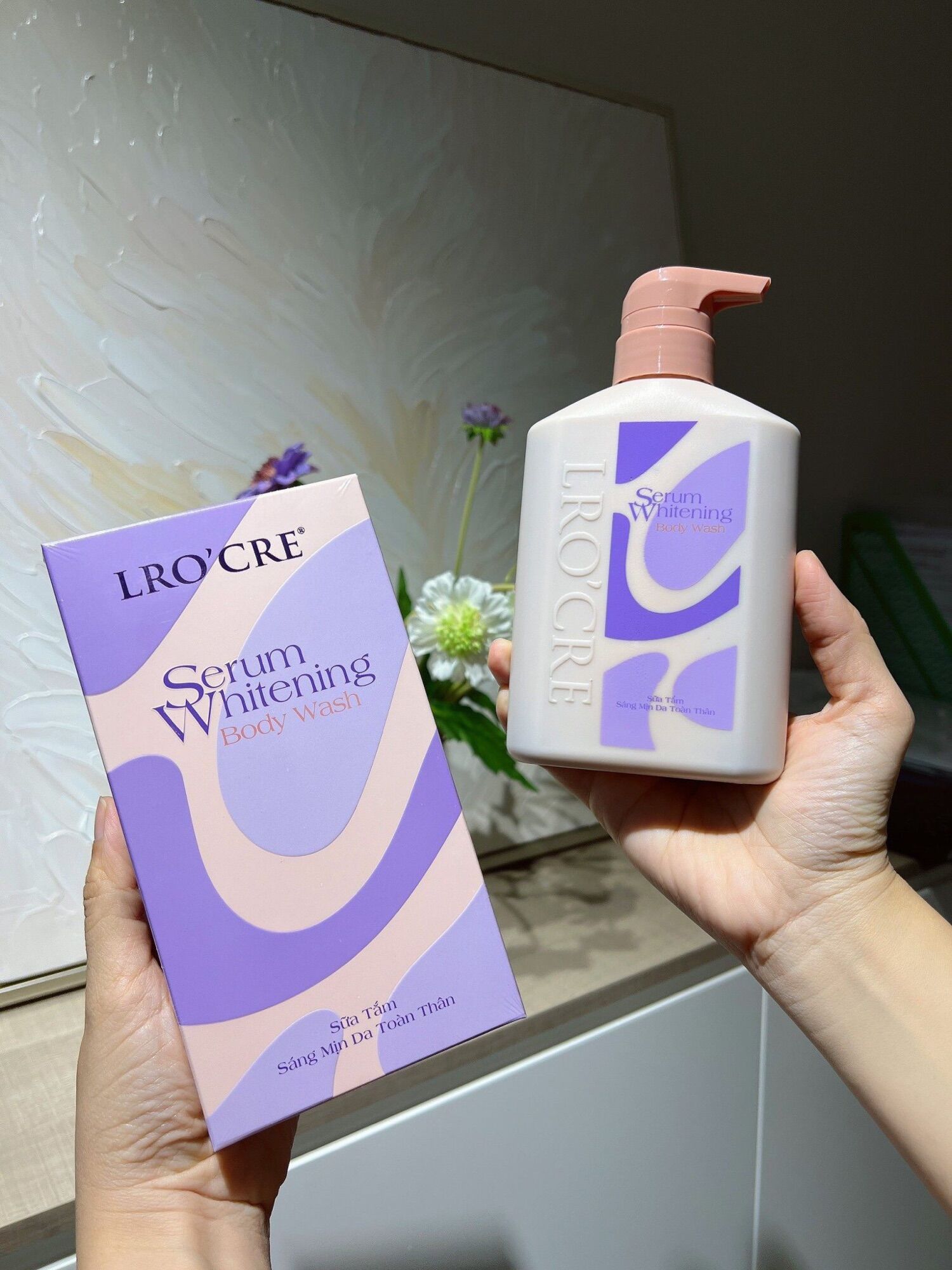 [HCM]LROCRE SỮA TẮM TRẮNG SÁNG MỊN TOÀN THÂN DA LROCRE