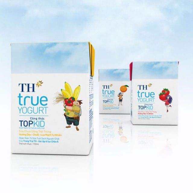 Thùng sữa chua uống tiệt trùng TH TOPKID mix vị : chuối, cam, dâu (48 hộp x 110ml)