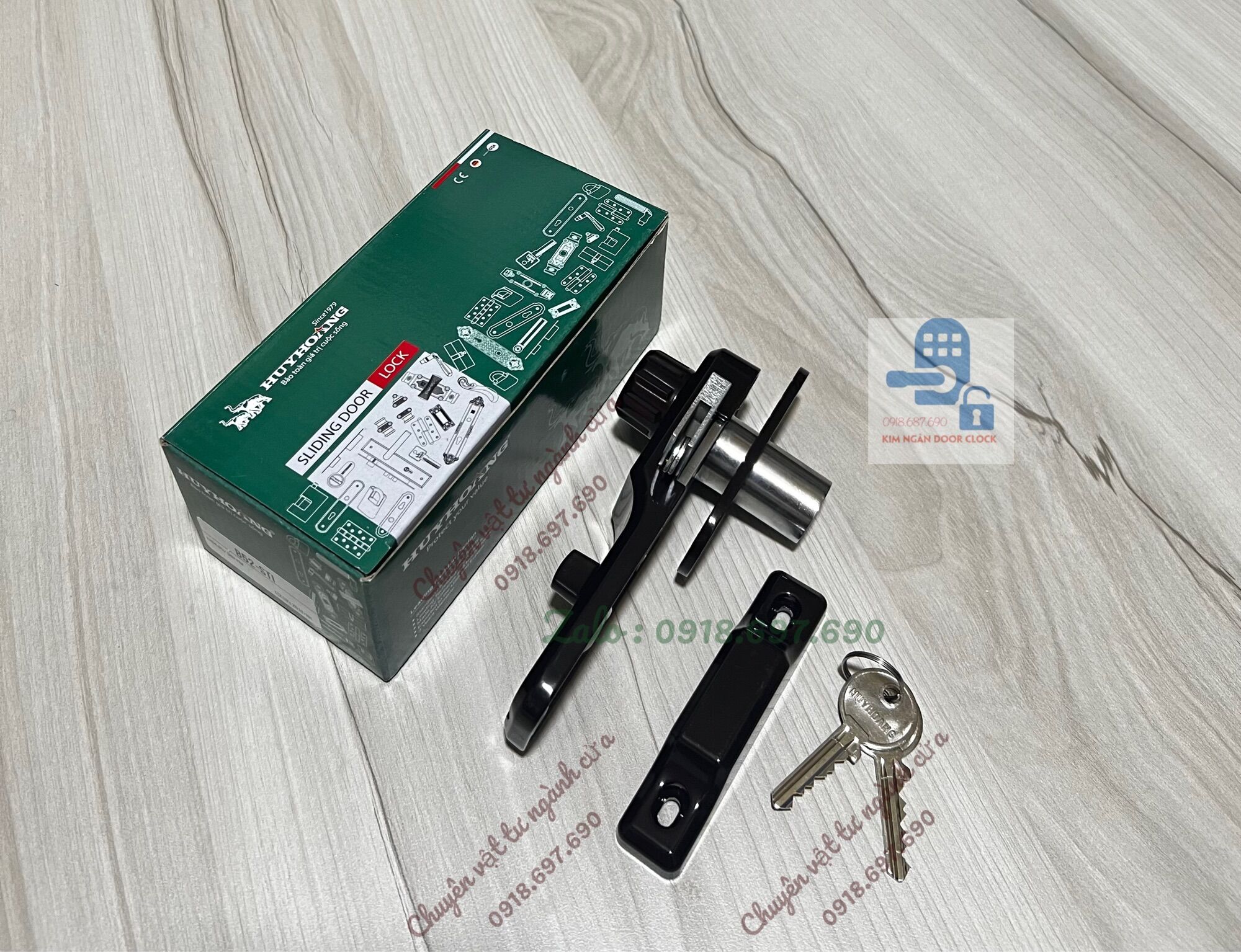 Khóa cửa lùa / mở B52 huy hoàng