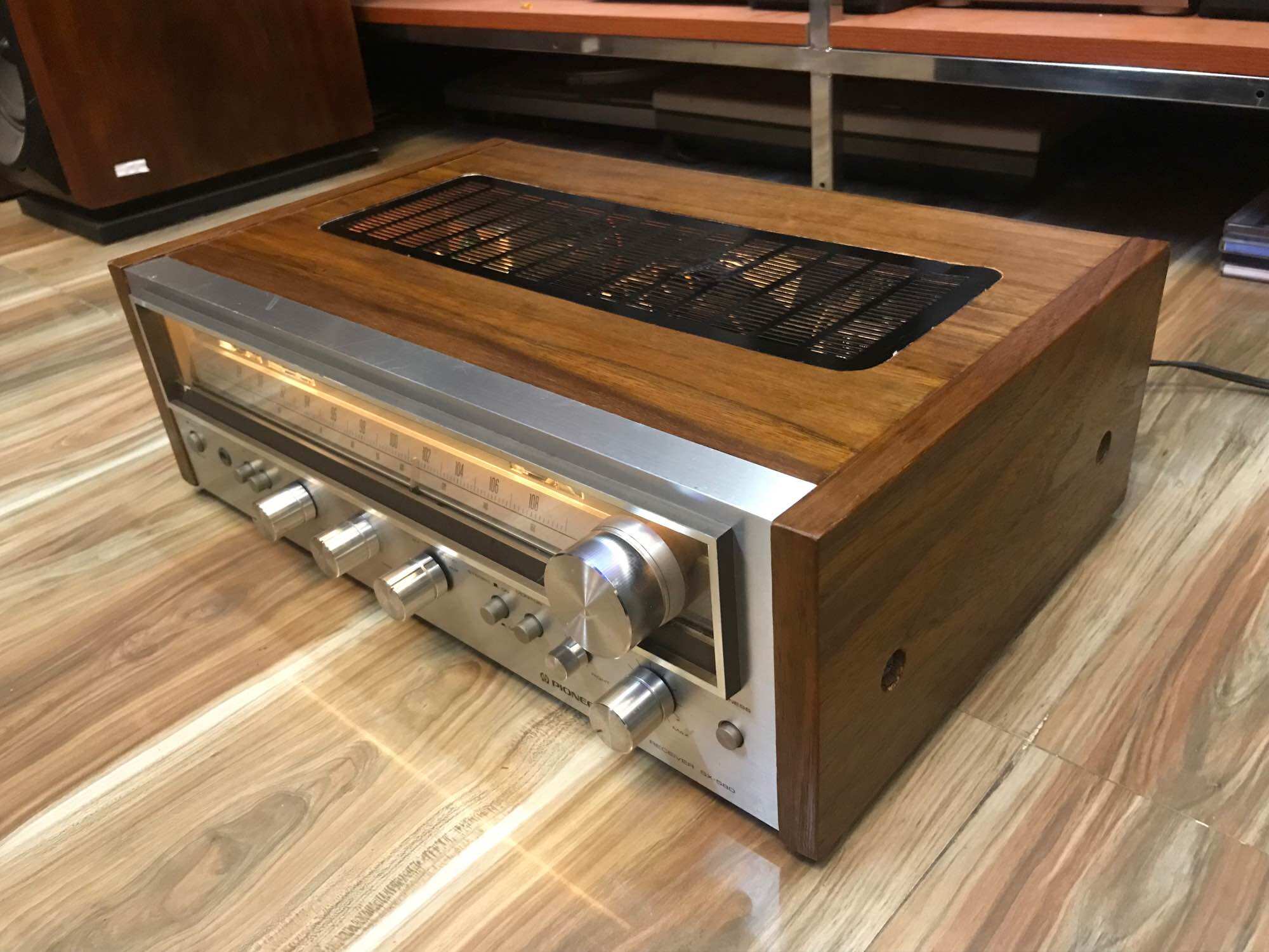 Âm ly Pioneer SX-580