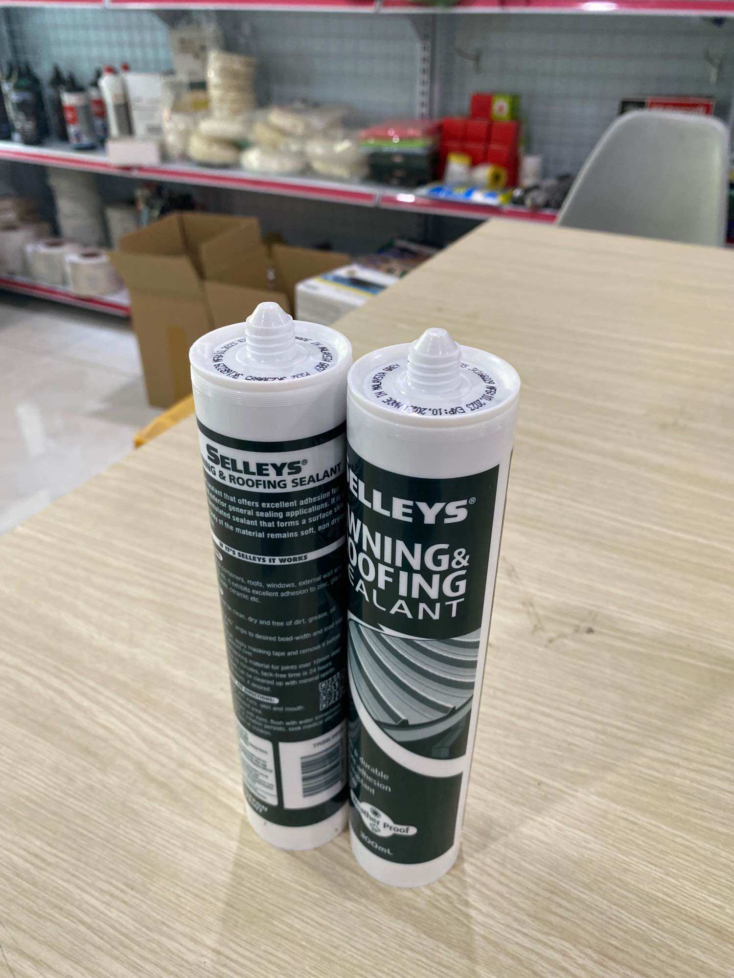 Keo chống dột Selleys AWNING & ROOFING SEALANT