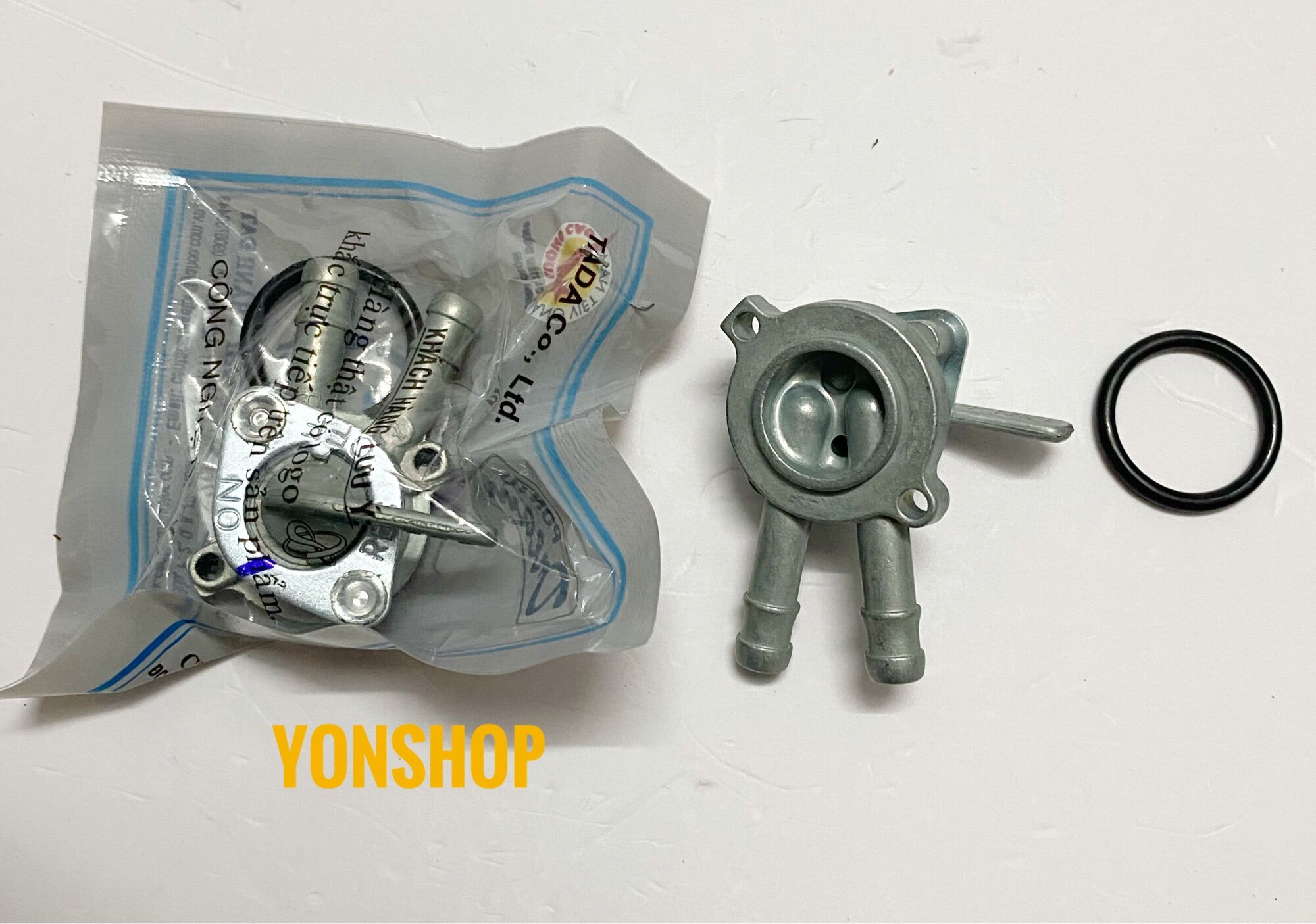 Khoá Xăng Xe Cub 78, 79, 81 Hiệu Centa