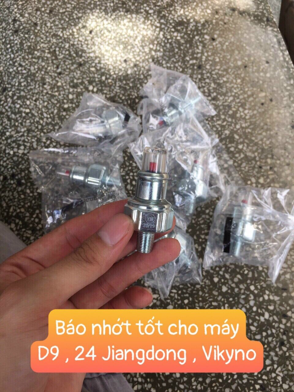 Báo nhớt d24 jiangdong , rv125