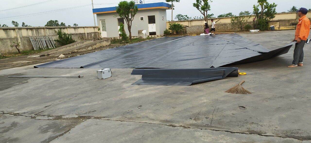 Bạt lót hồ HDPE dày 0.5mm khổ 5m