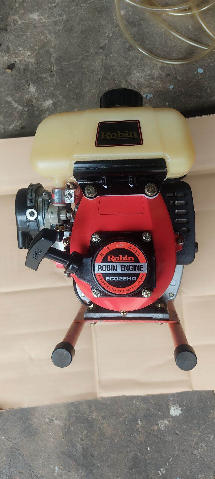 Máy bơm nước 2thì mini Nhật bãi Robin EC02