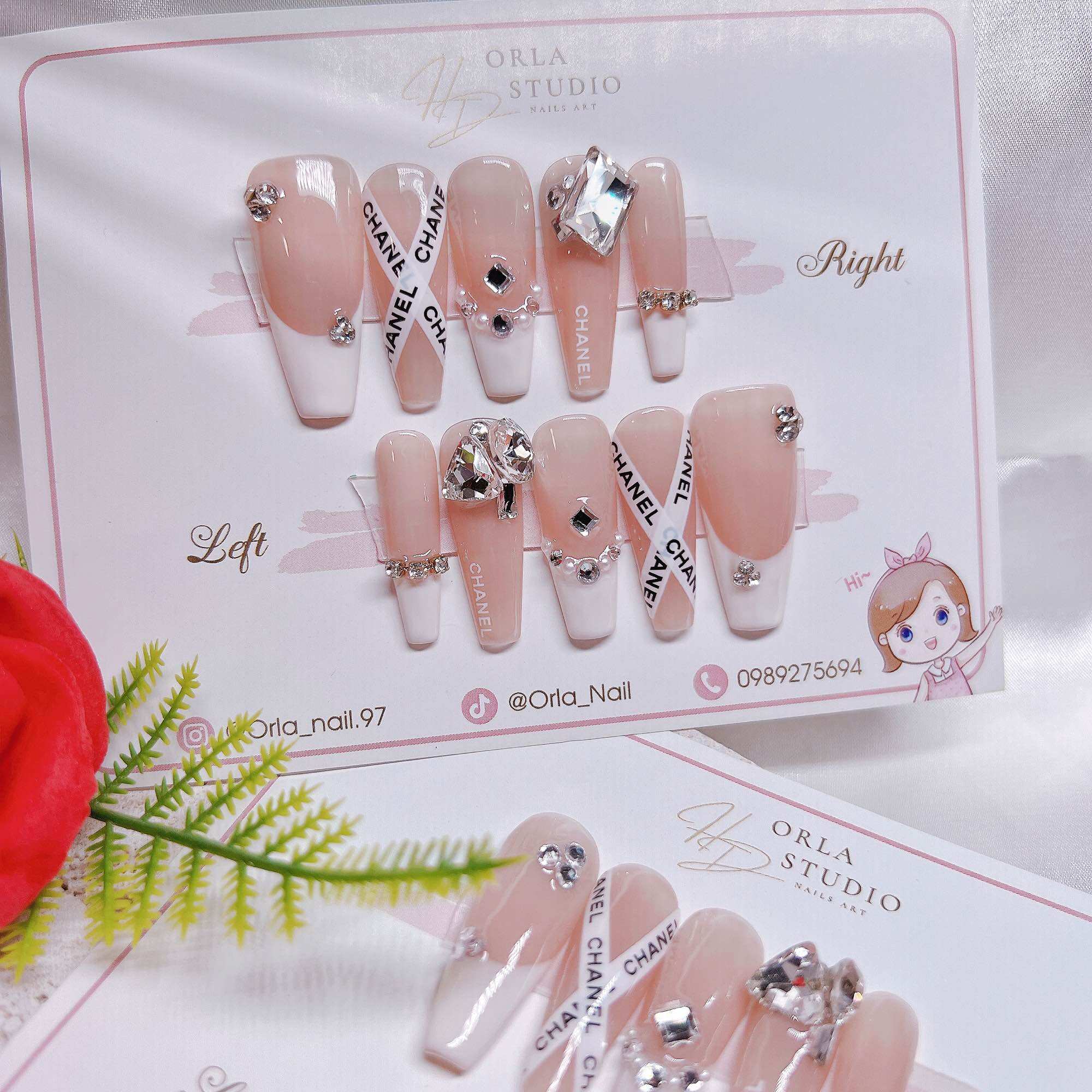Nailbox móng up thiết kế đính đá cao cấp sang chảnh D833