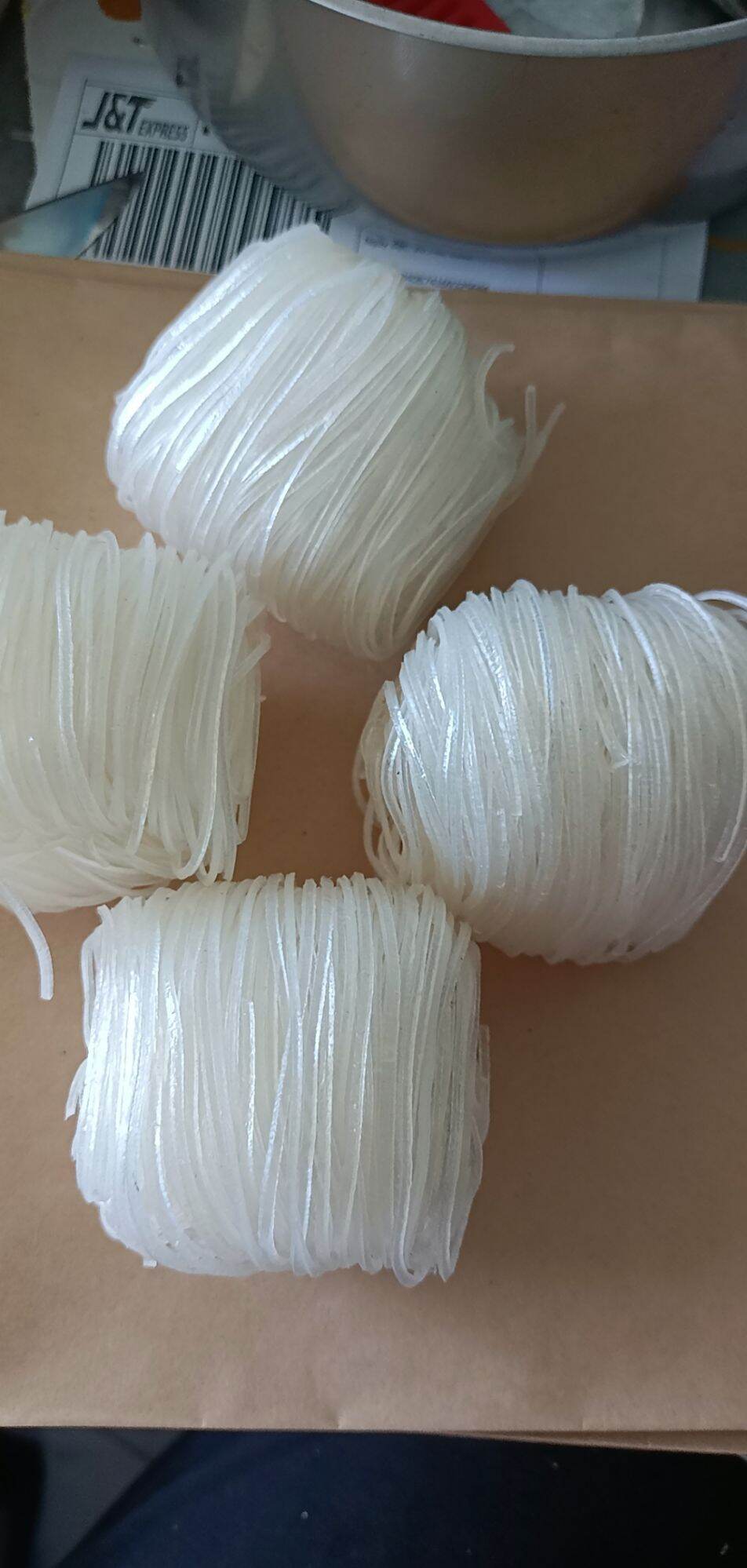 HỦ TIẾU KHÔ SA ĐÉC 1 KG (khoảng 12 vắt)