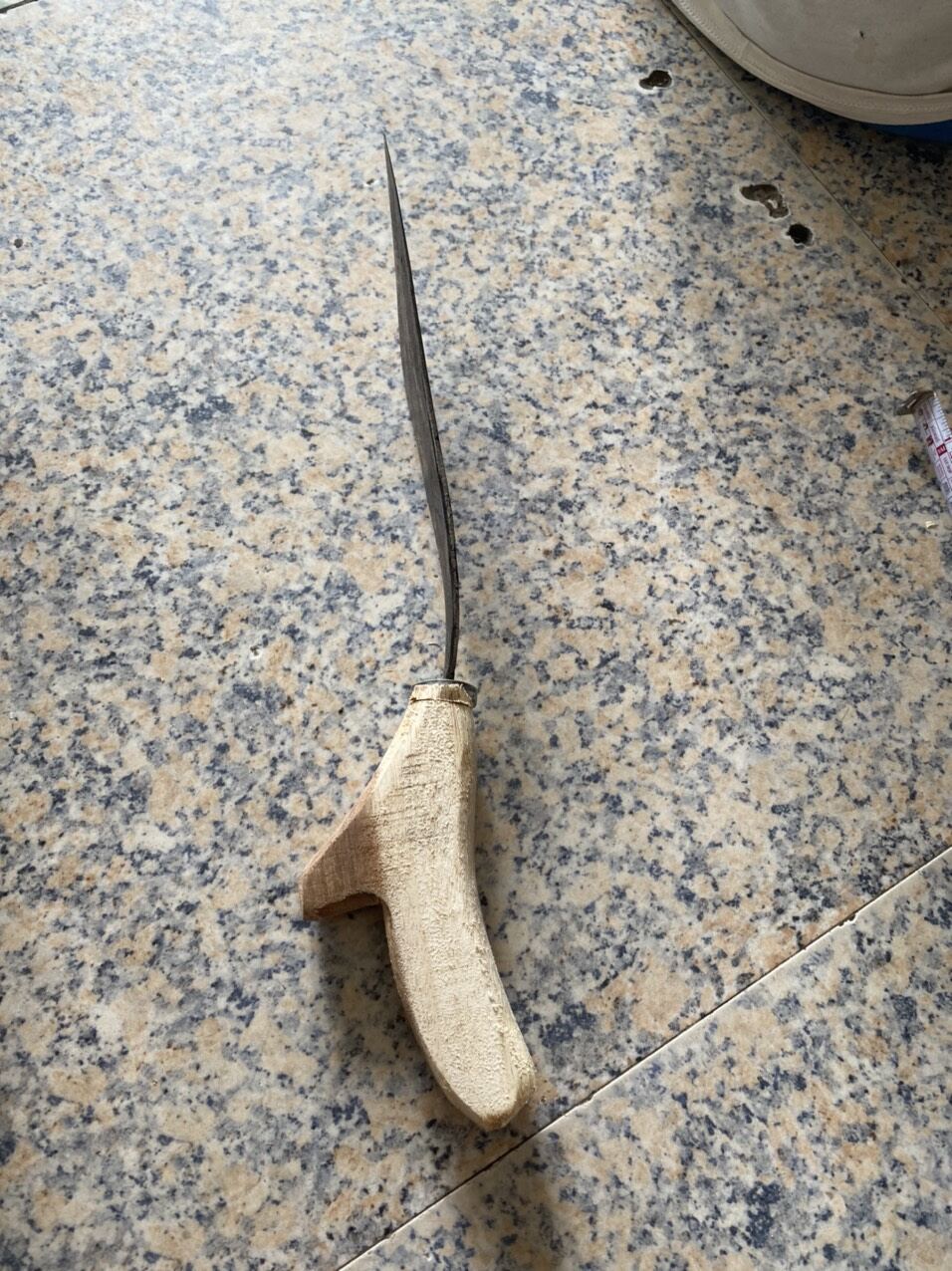 chét làm cỏ vường