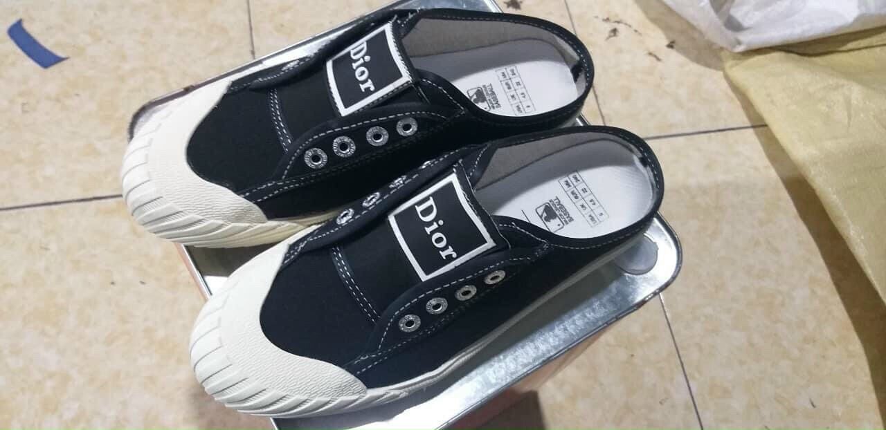 Sục thể thao nữ không dây mẫu mới ( phom nhỏ tăng 1 size)