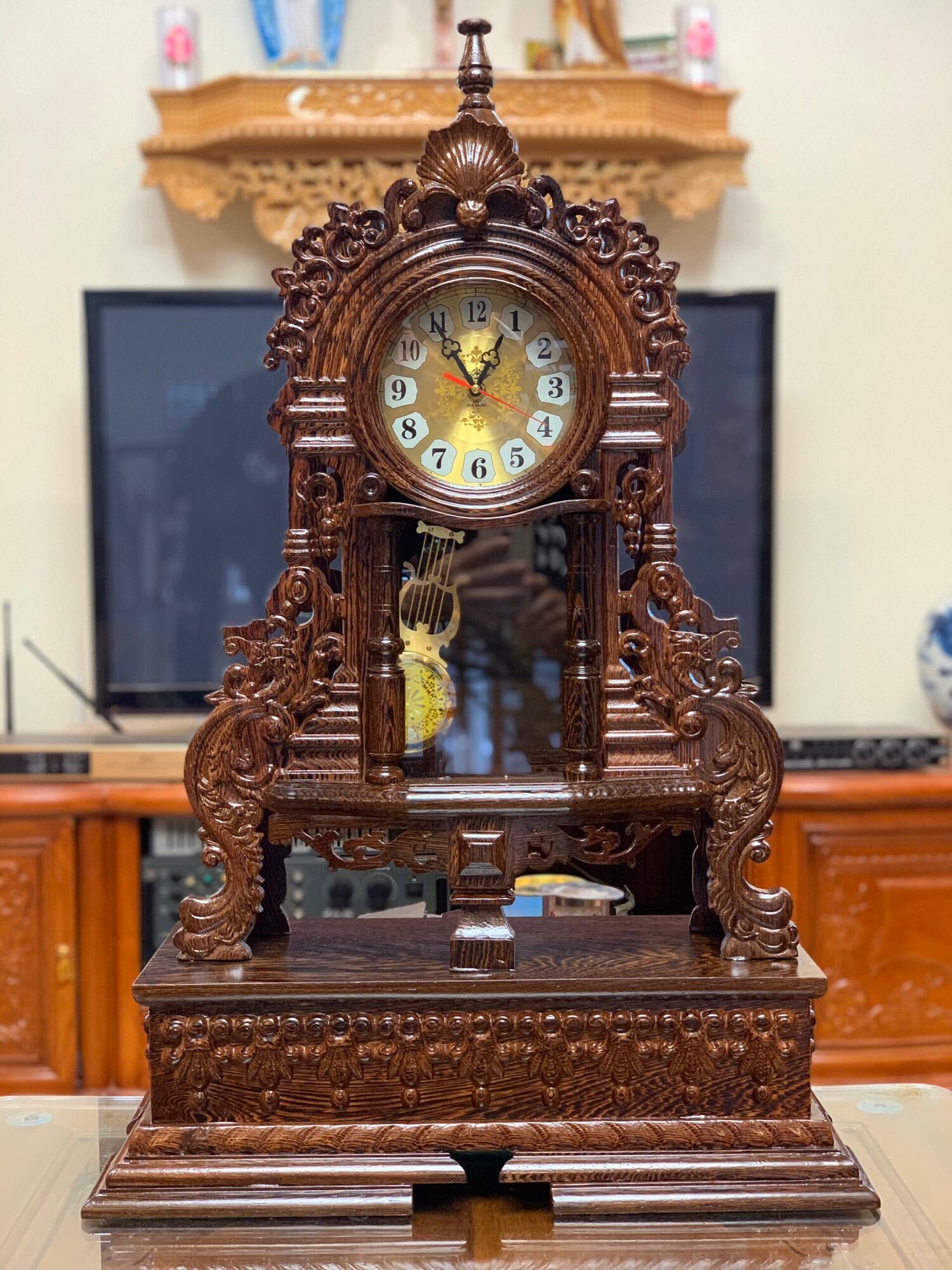Đồng hồ quả lắc gỗ