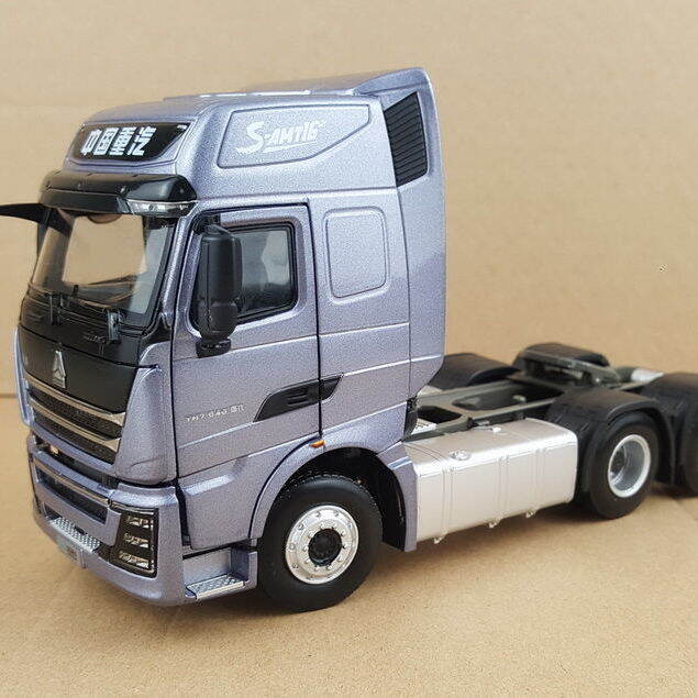 Heavy Duty Howo Car Model 1:36 Alloy Truck Model Howo T7H JDMODEL Diecast Car Model Collection Auto 