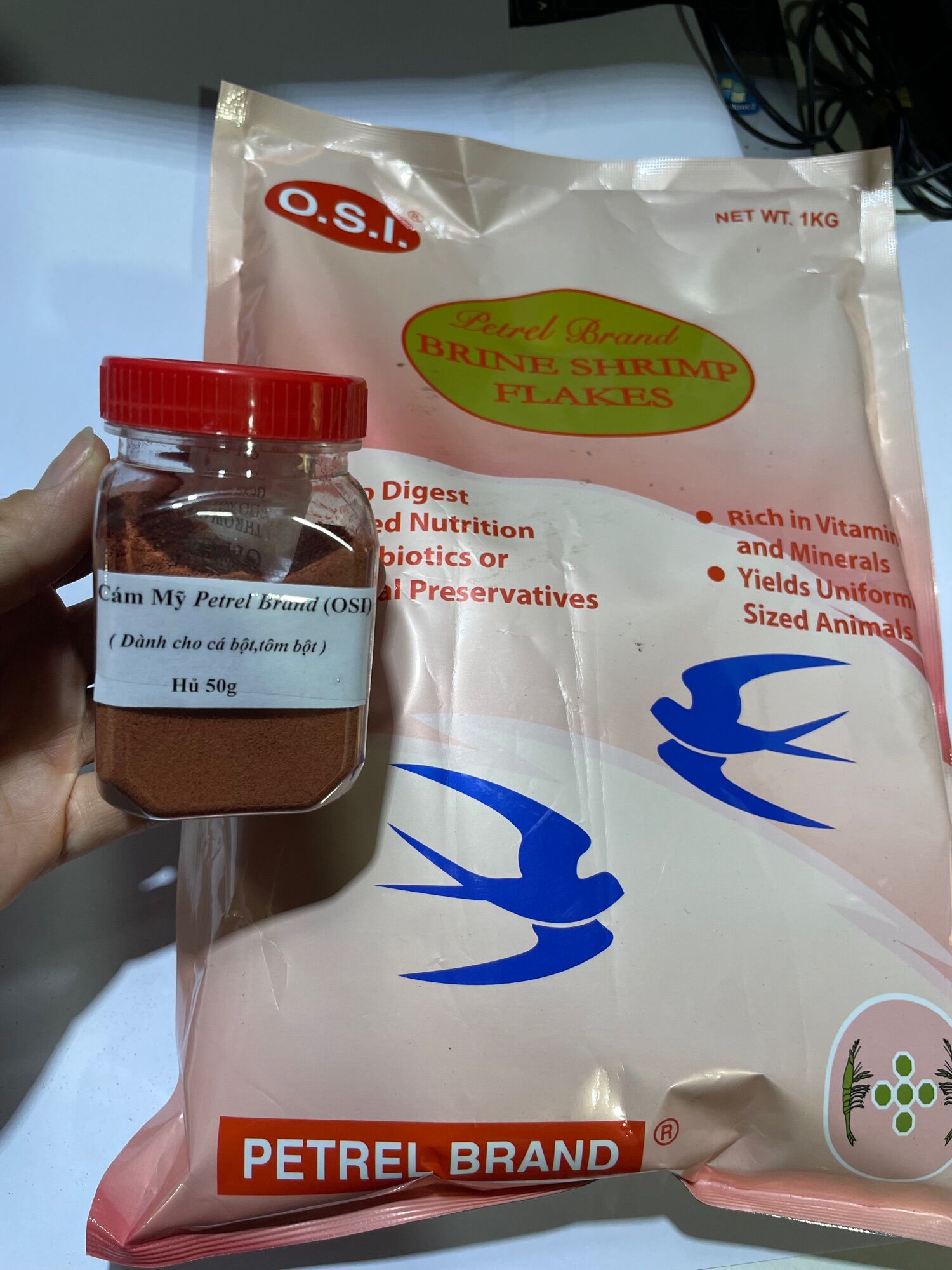 Cám Mỹ dinh dưỡng dành cho cá bột,tôm bột ăn phát triển