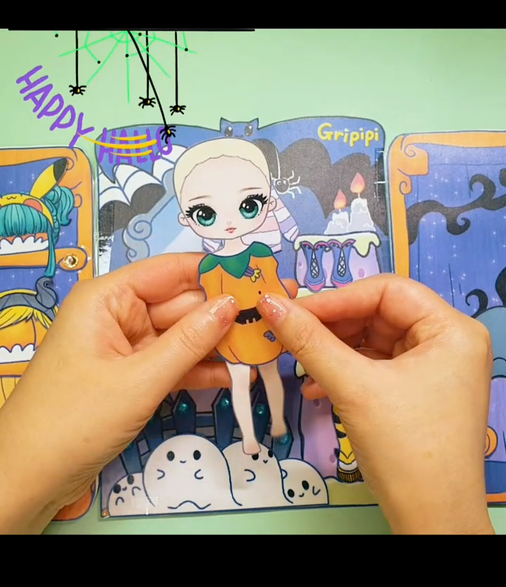 LỄ HỘI HALLOWEEN CÙNG BÉ GRIPPI( nhà cho búp bê giấy)