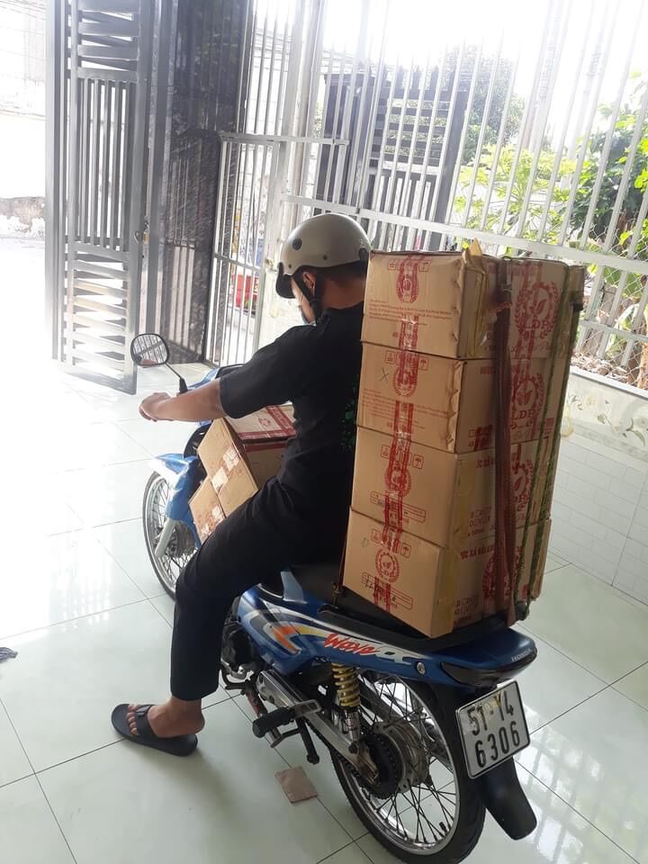 5 CHAI NƯỚC XẢ VẢI KHÔ ( màu đỏ ) - LÂM ĐẠI PHÚC
