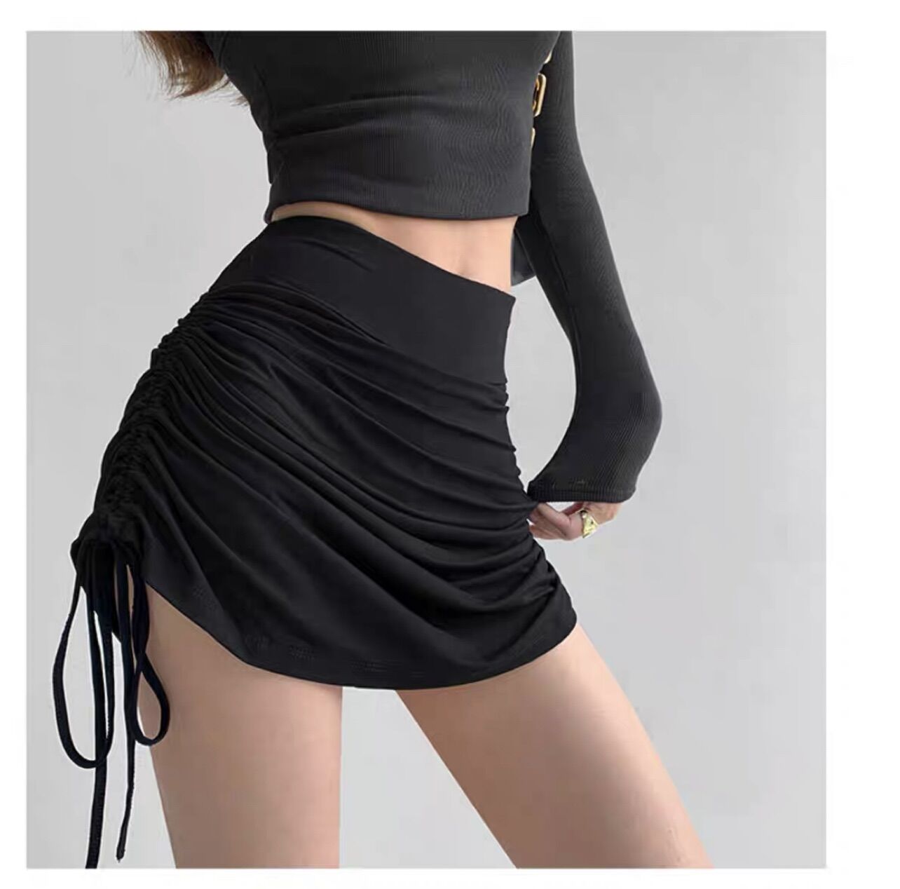 CHÂN VÁY ÔM XINH RÚT DÂY BODY R2