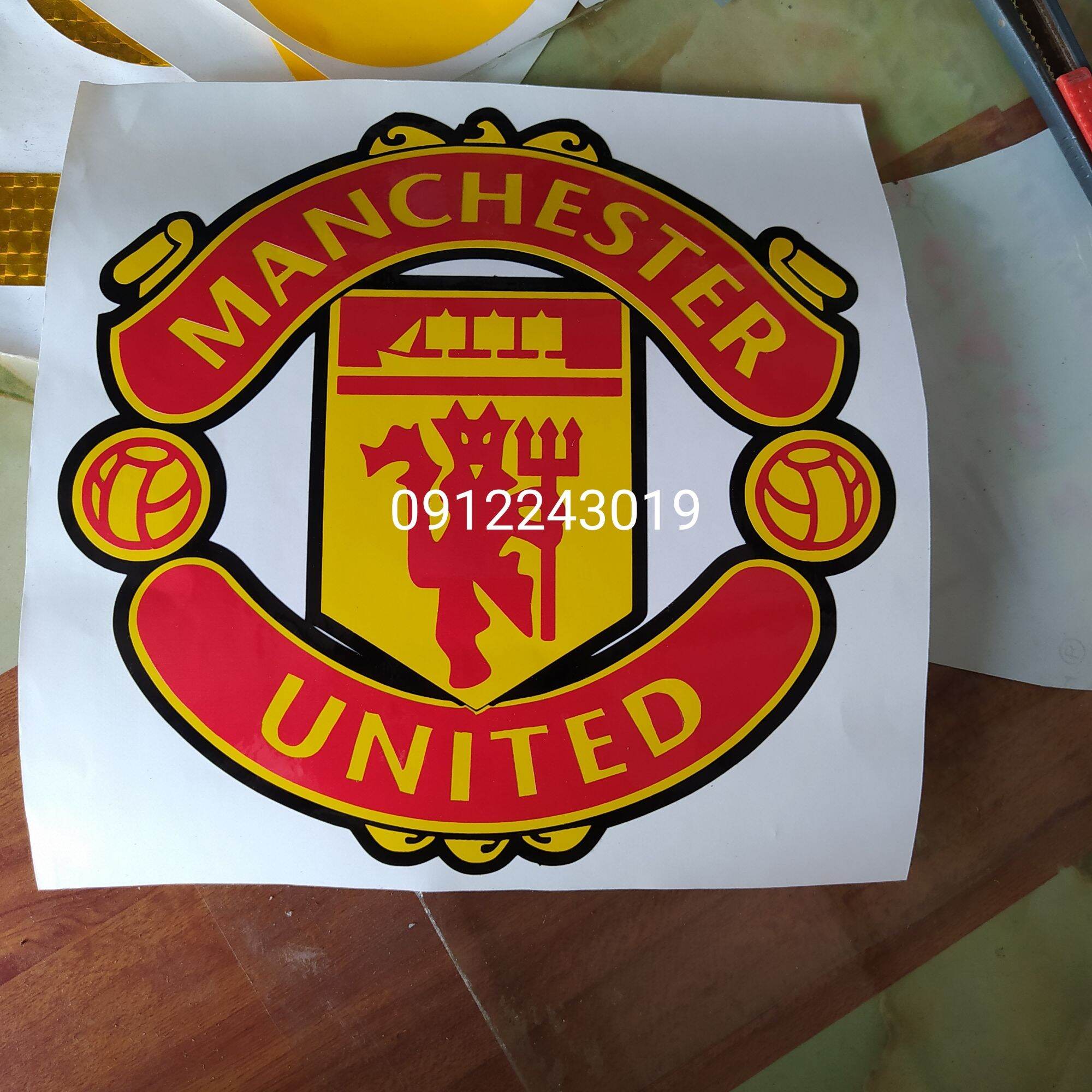 Tem logo Manchester dán trang trí xe tải, xe ô tô