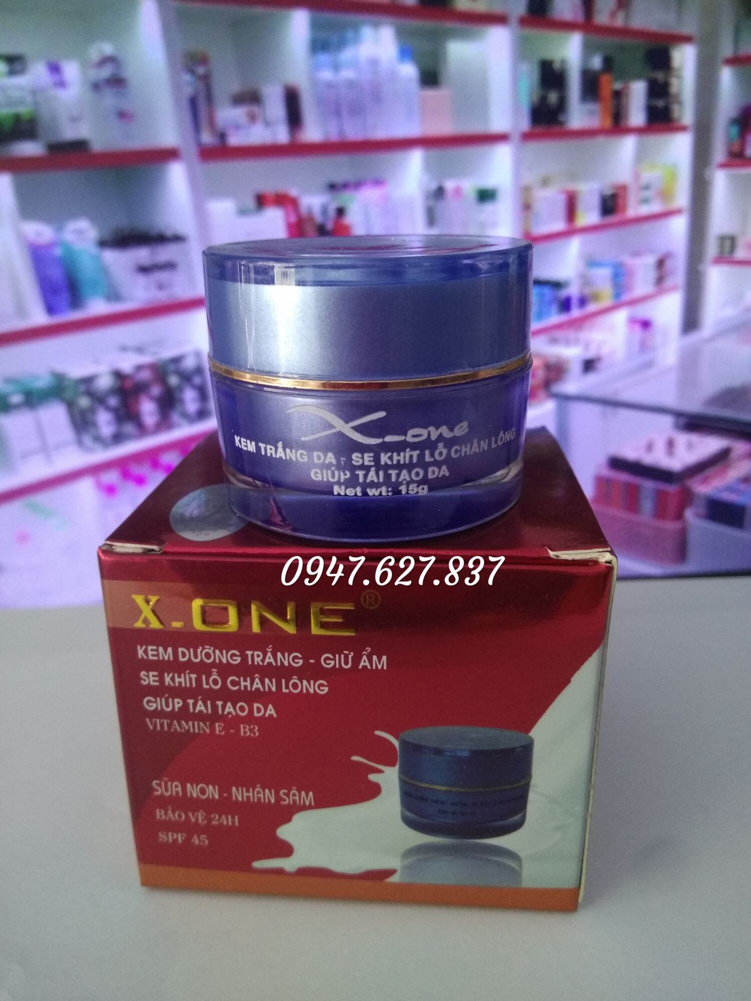 Kem Xone Trắng Da Giữ Ẩm Tái Tạo 15G