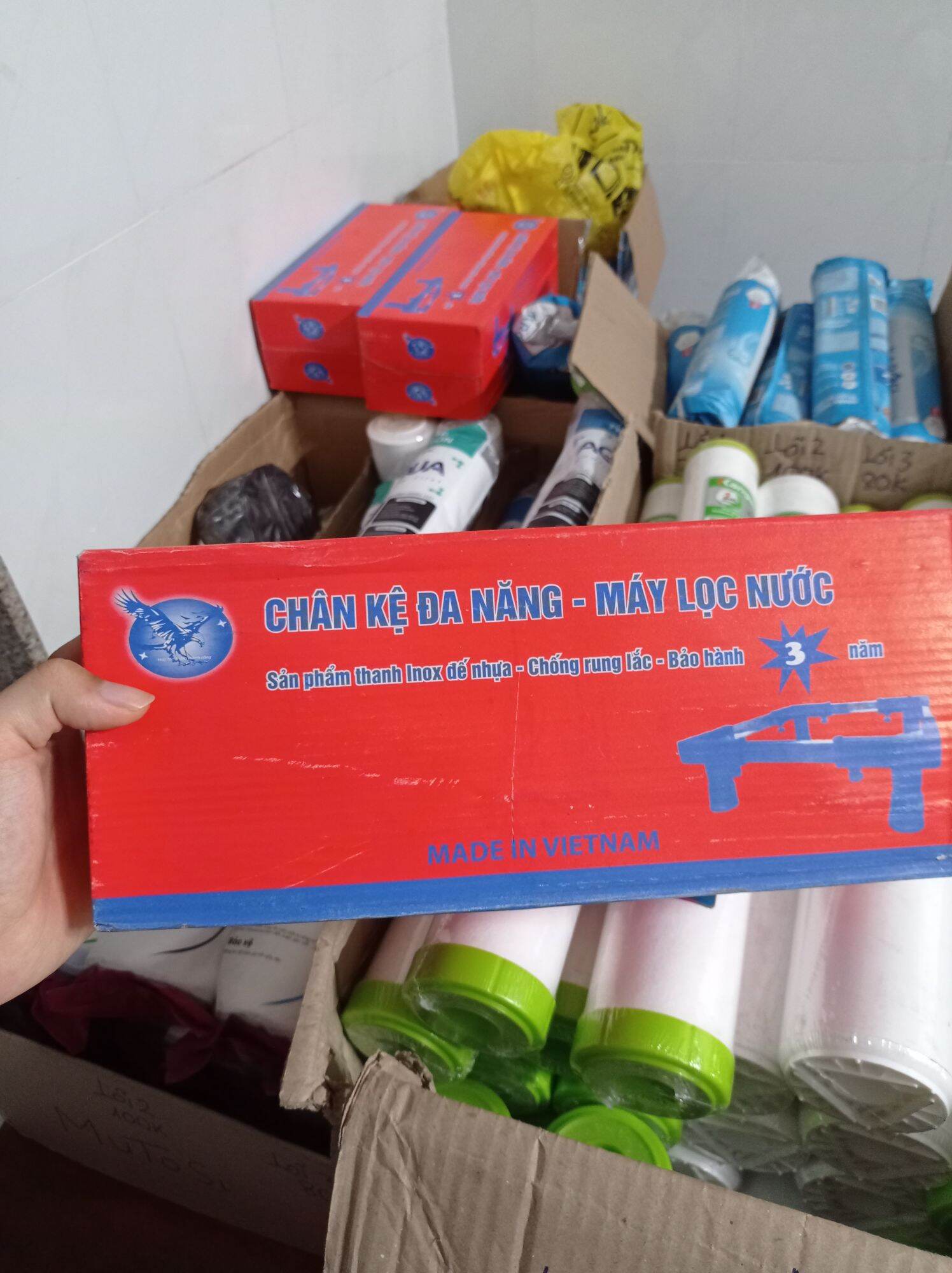 Chân kệ để máy lọc nước RO