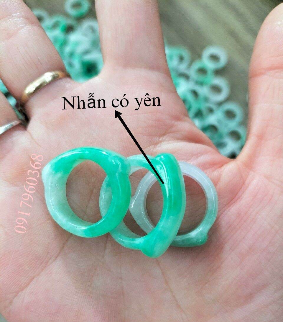 Nhẫn đá ngọc cẩm thạch lí thiên nhiên