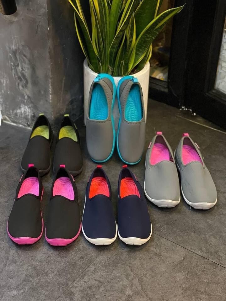 Giày đi bộ Crocs Skimmer siêu mềm êm (nhiều màu)