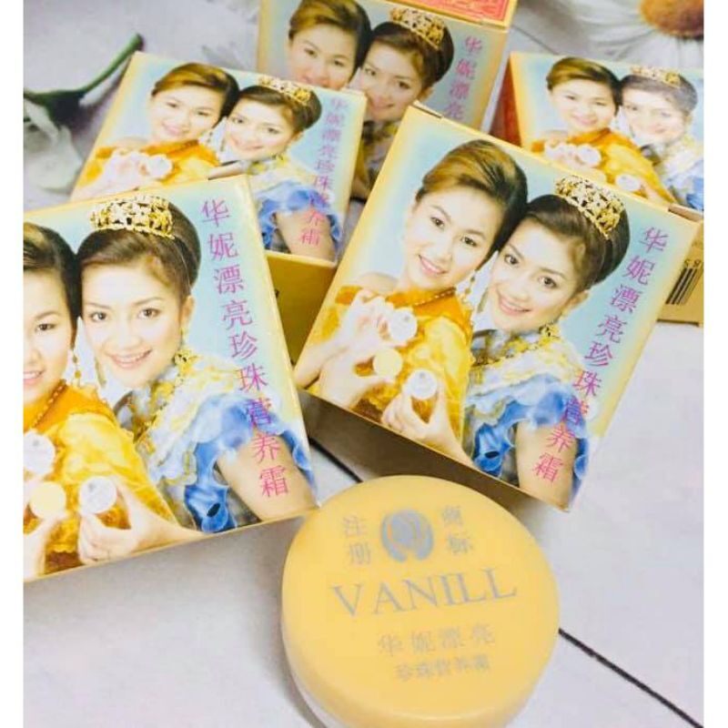 lẻ hủ kem vanlli cô gái nhật