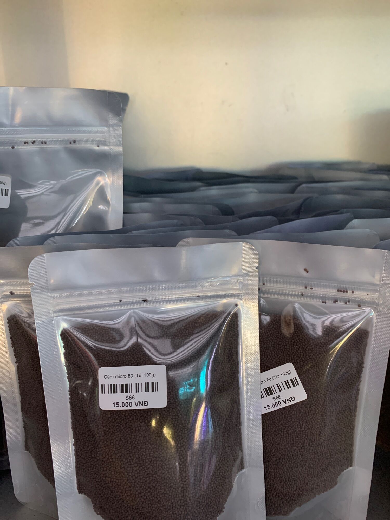 Cám micro 80, cám cho cá mau lớn túi 100g