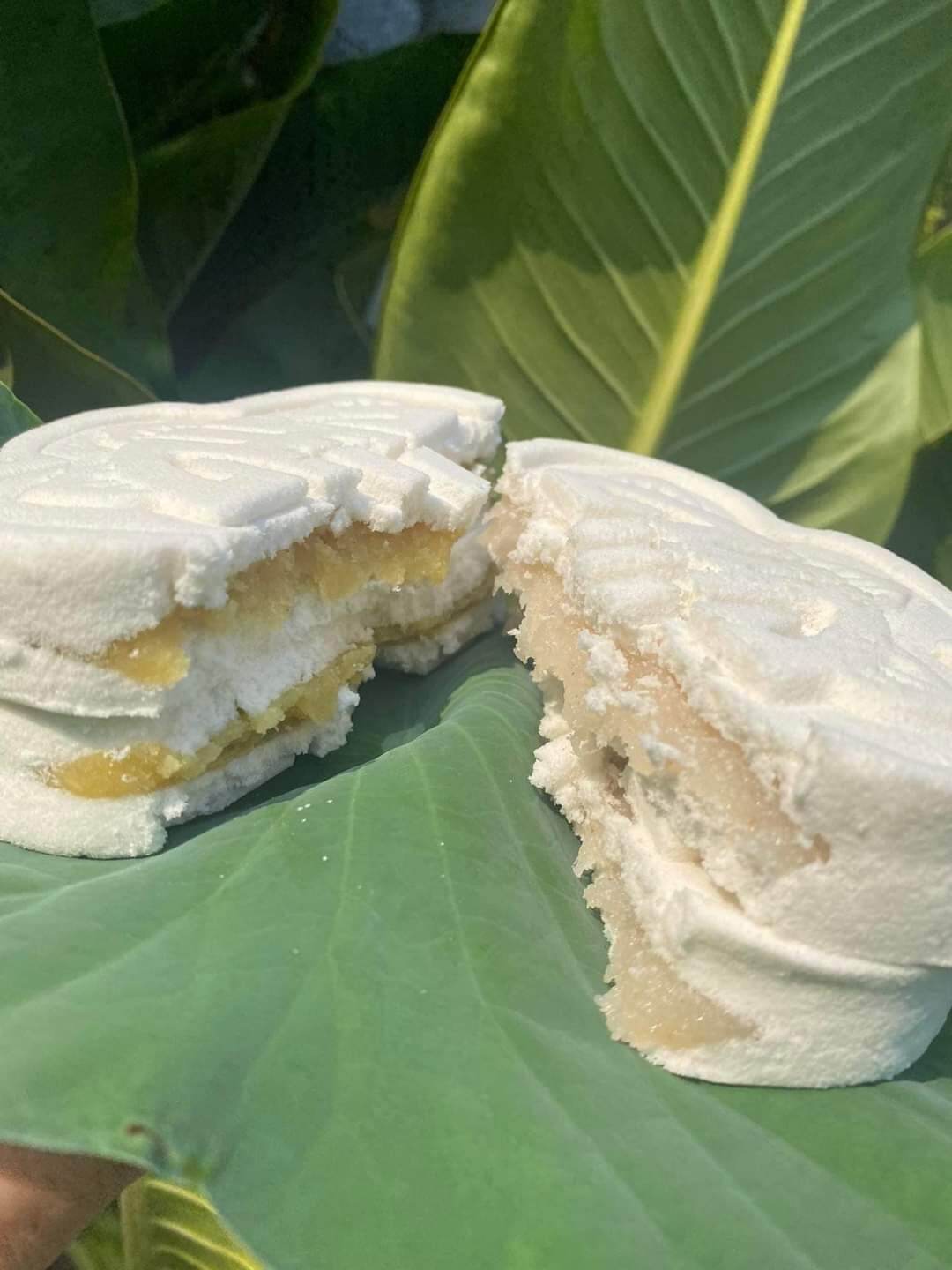 Combo 4 cái bánh in nhân dừa (250g x4)