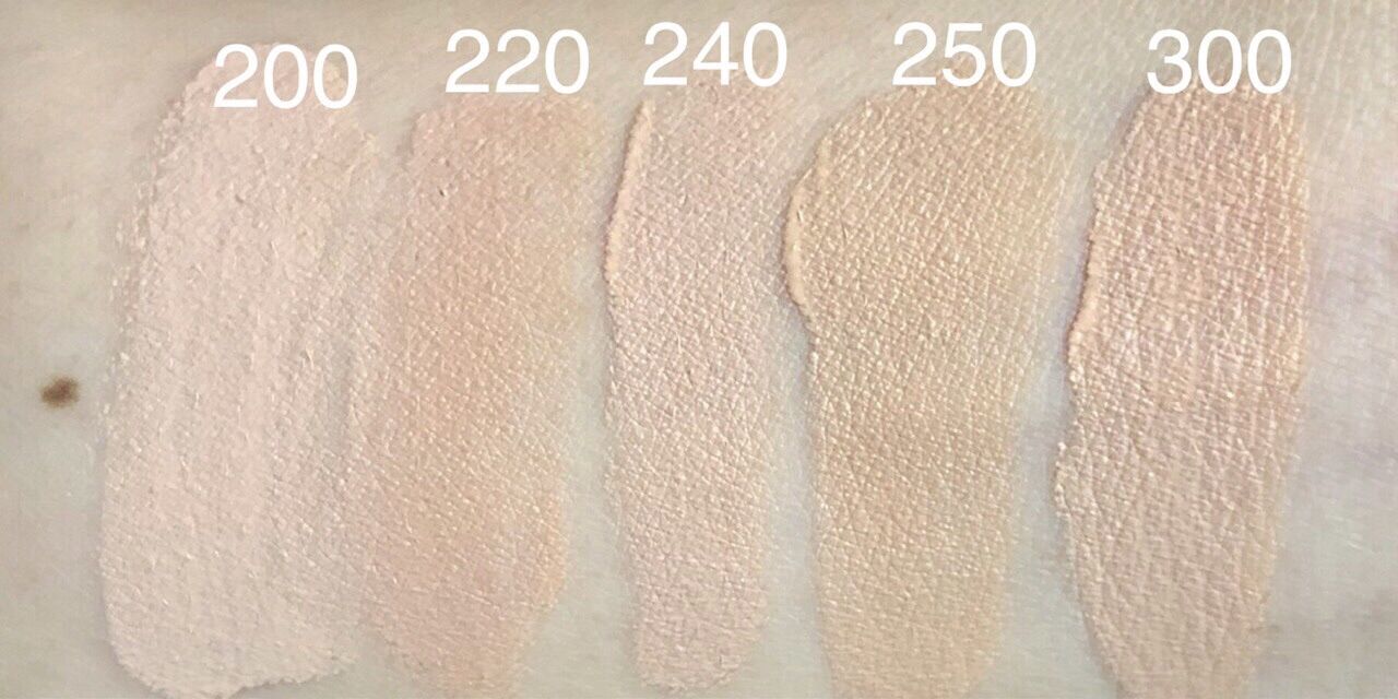 Kem nền Revlon Colorstay 24h