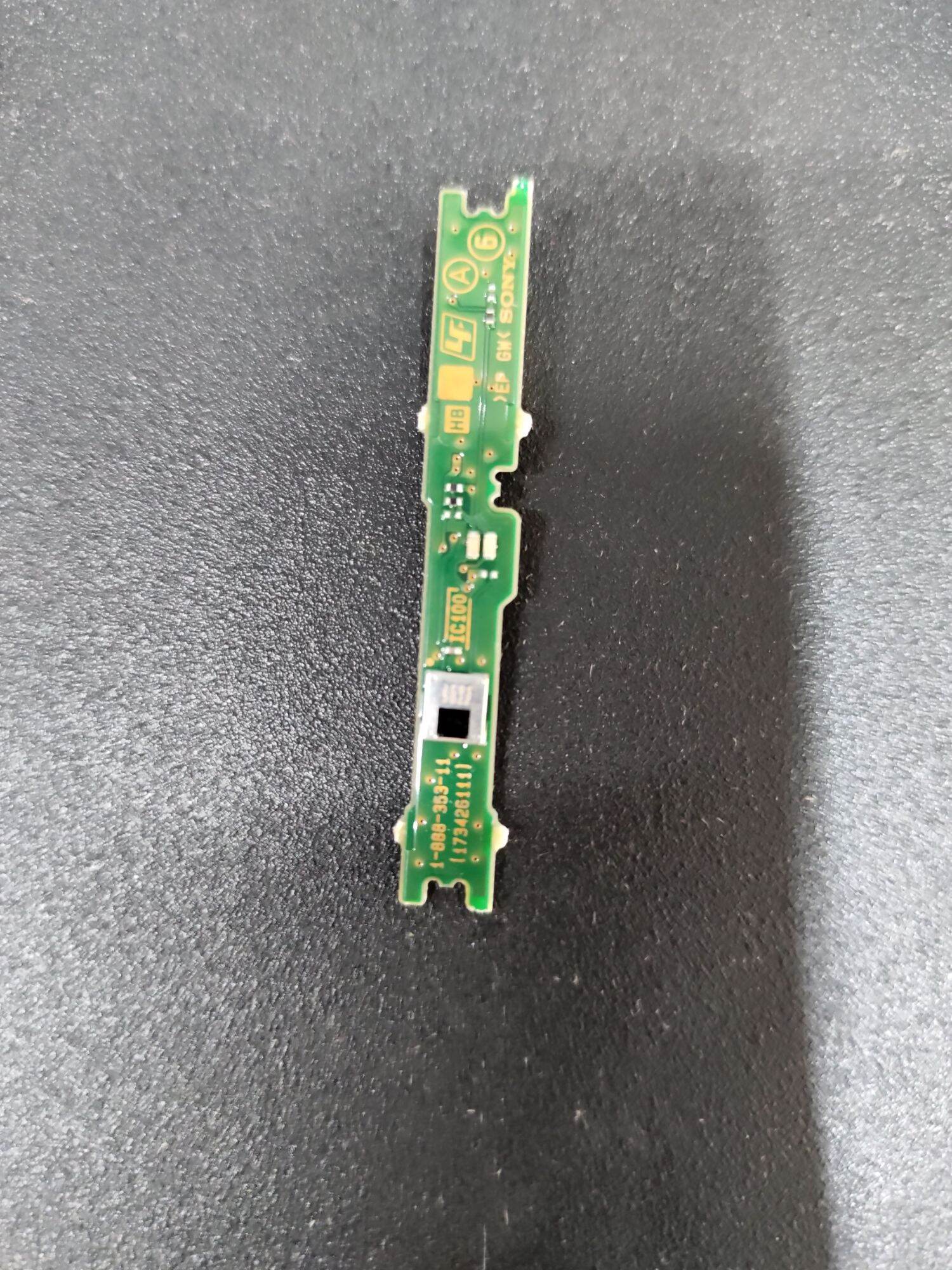 Bo mắt nhận tivi Sony KLV 32R402A