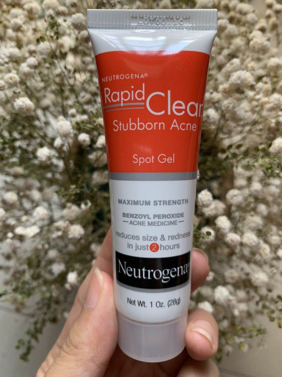Gel chấm mụn Neutrogena Rapid Clear Stubborn Acne
