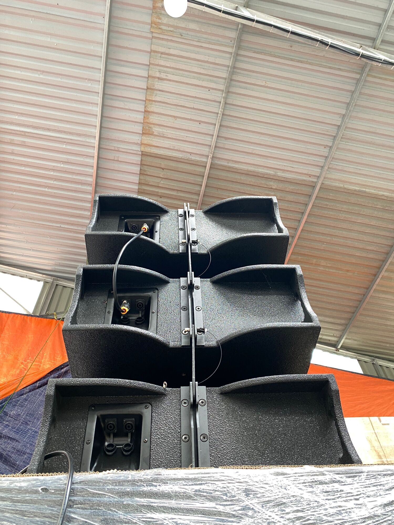 Array 30 cánh chim, cấu hình từ neo coil 76