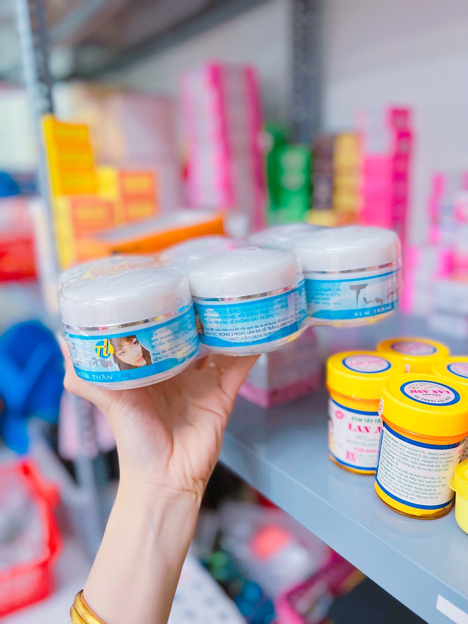 Kem trắng da tuyết lan cặp dưỡng body