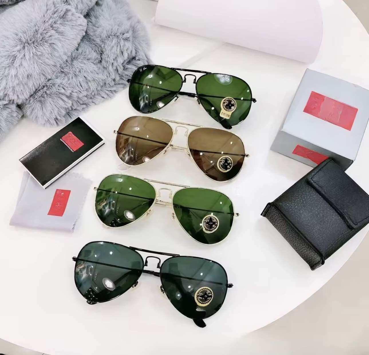Kính Mát Thời Trang Nam Nữ Unisex Cổ Điển