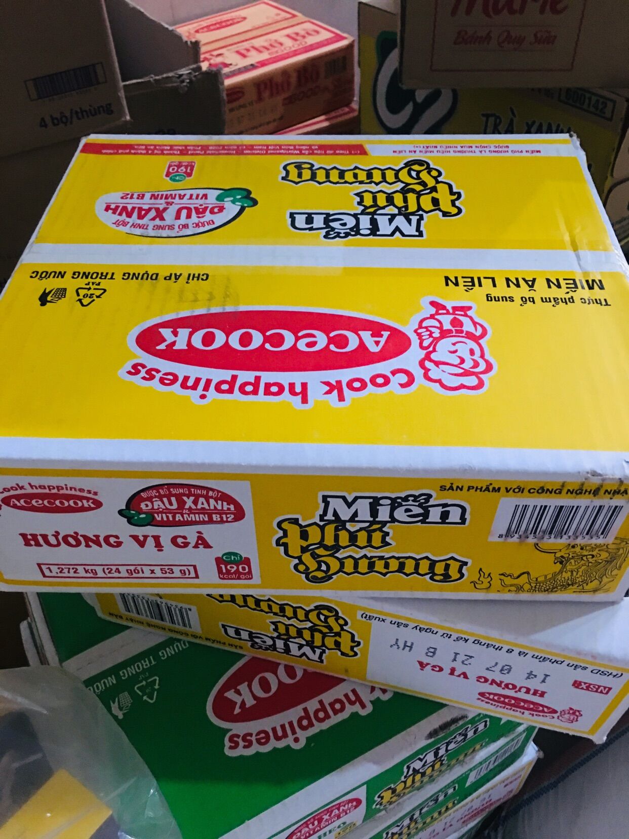 Miến phú hương hương vị sừờn heo(24 gói/ 1 thùng)