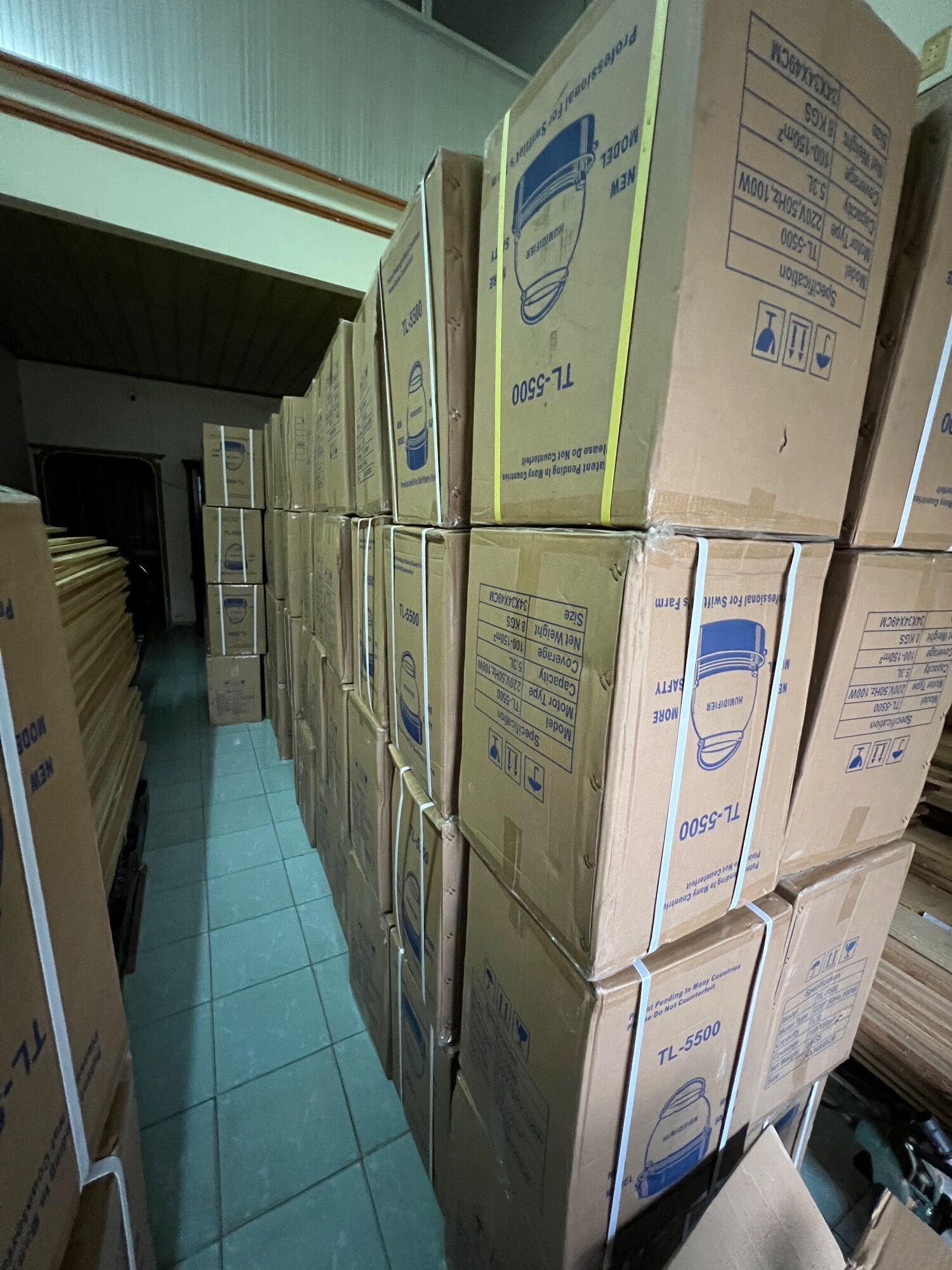 Máy phun sương gà TL 5500 Nhà Yến