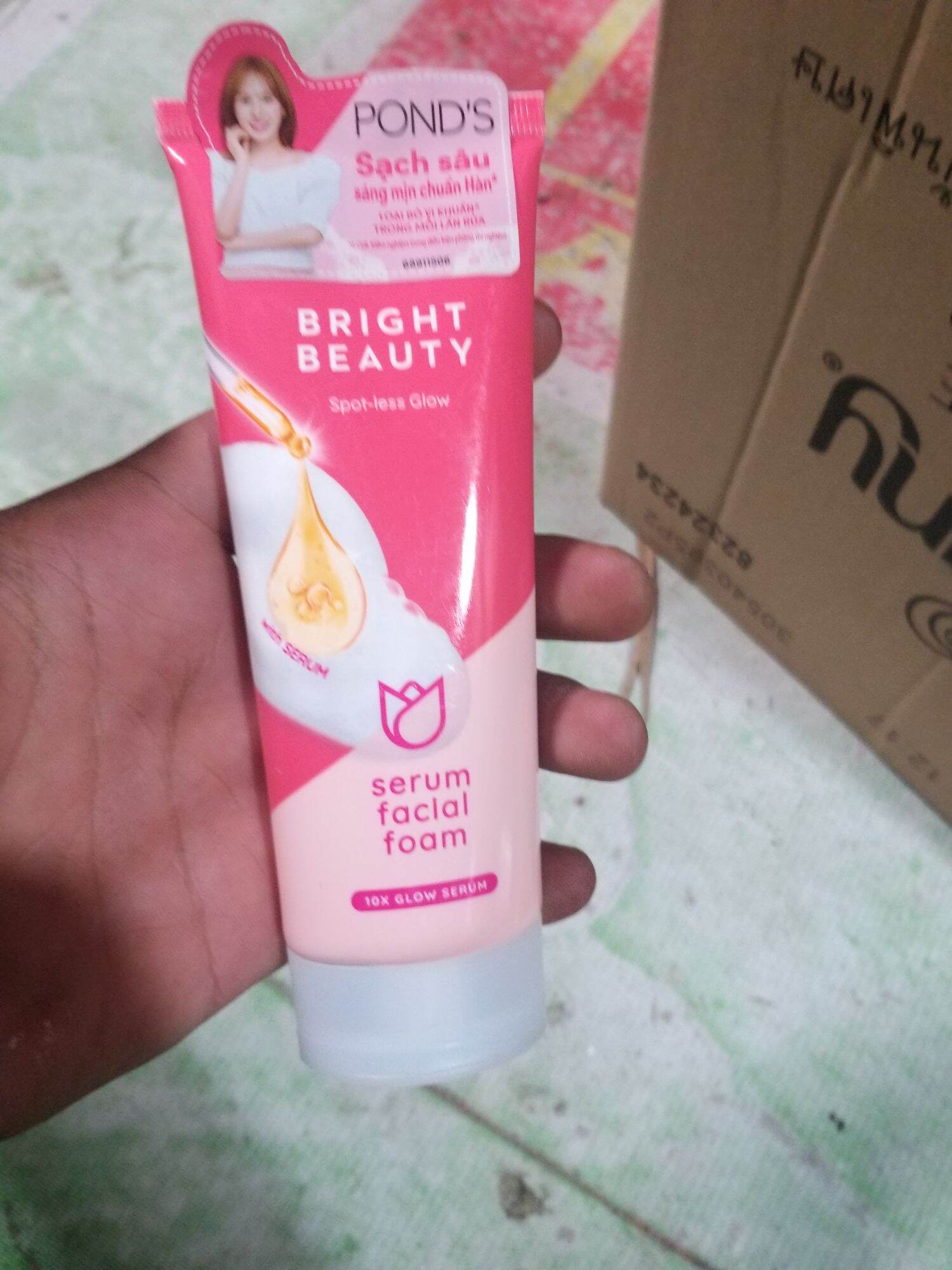 Sữa rửa mặt POND's 100g