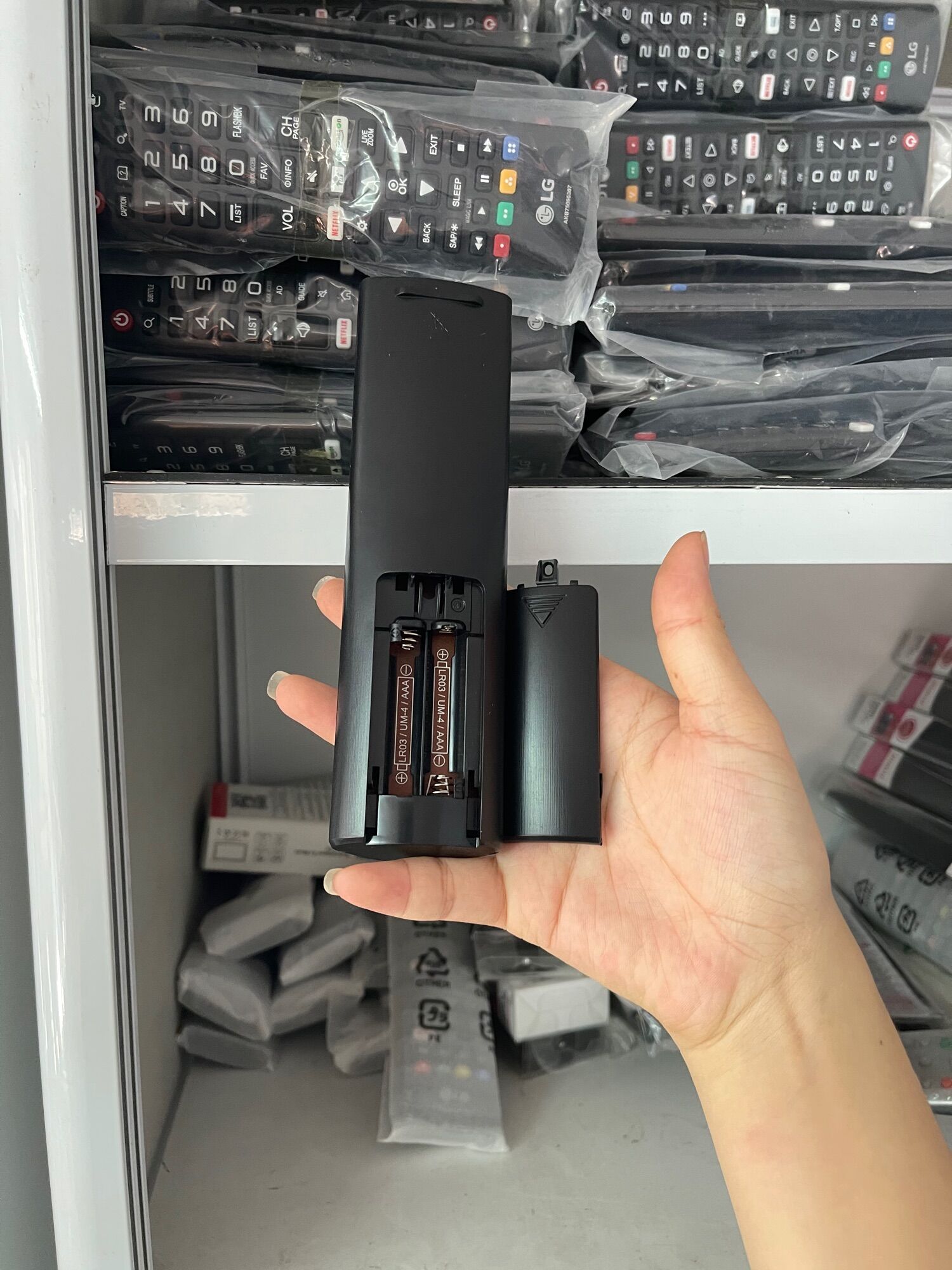 Điều khiển tivi LG smart