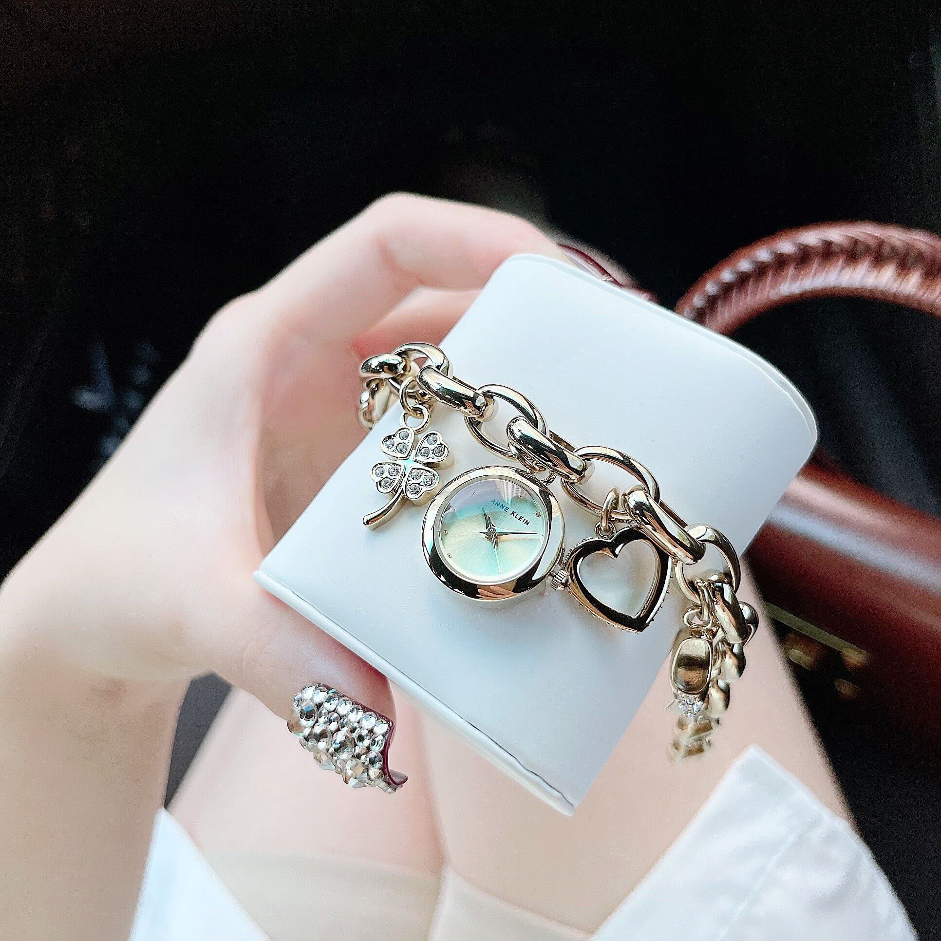 Đồng Hồ Nữ Anne Klein
