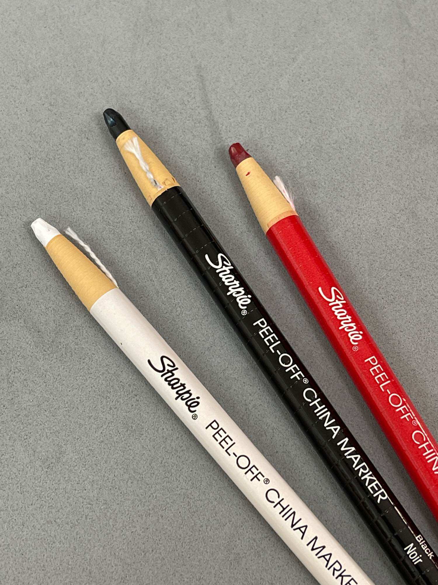 Chì đá Sharpie dùng vẽ mày môi