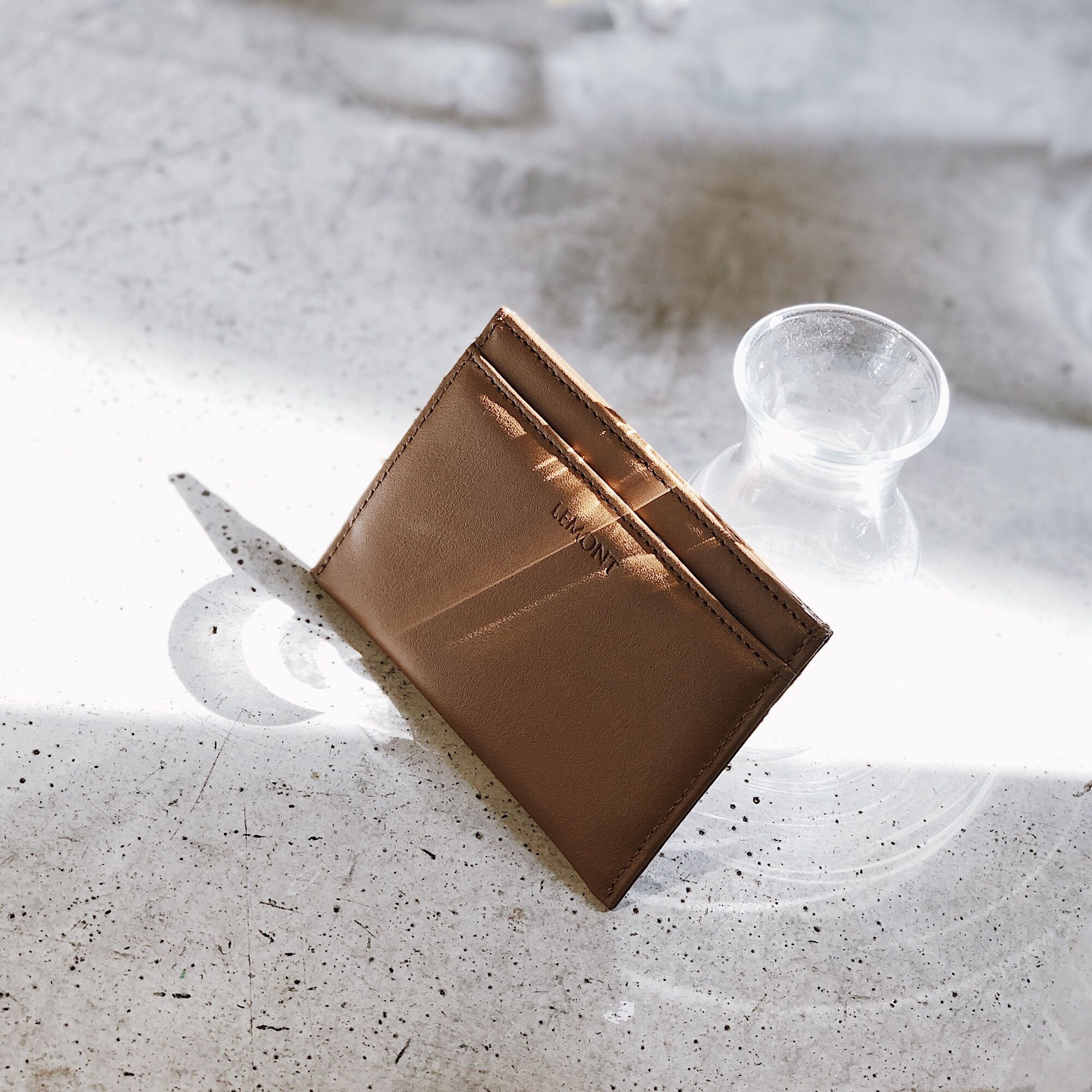 CARD HOLDER LEMONT HALF-PRICE DEAL