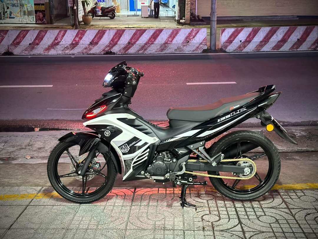 Tem rời 3 lớp ex 135 - Mẫu tem Lc mới trắng đen siêu ngầu